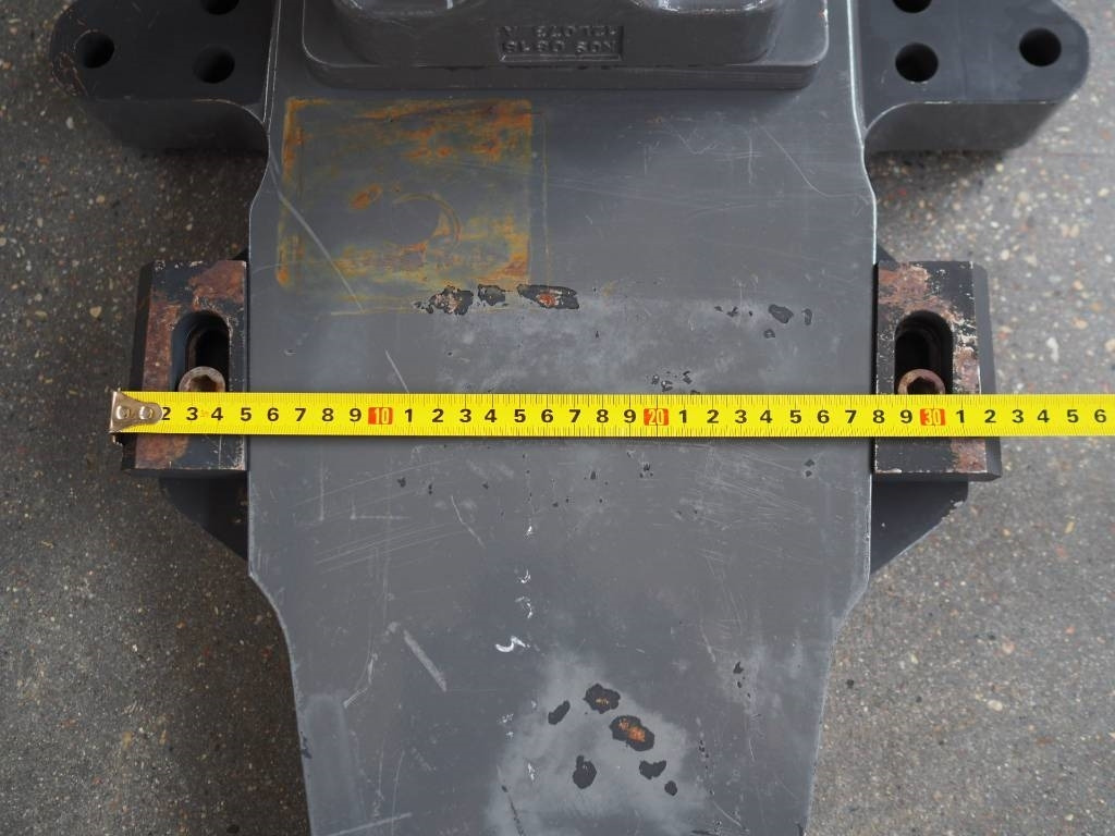 Claas Xerion - bumper hitch K80 - Máy móc khác: hình 3 Claas Xerion - bumper hitch K80 - Máy móc khác: hình 3