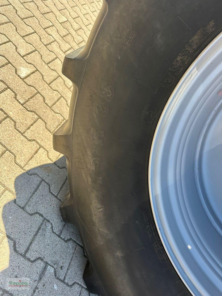 Deutz-Fahr 6215 TTV - Máy cày: hình 5 Deutz-Fahr 6215 TTV - Máy cày: hình 5