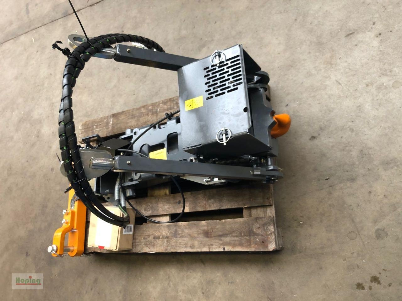 Kubota Dromone passen zu M7 - Đính kèm cho Máy móc nông nghiệp: hình 4 Kubota Dromone passen zu M7 - Đính kèm cho Máy móc nông nghiệp: hình 4