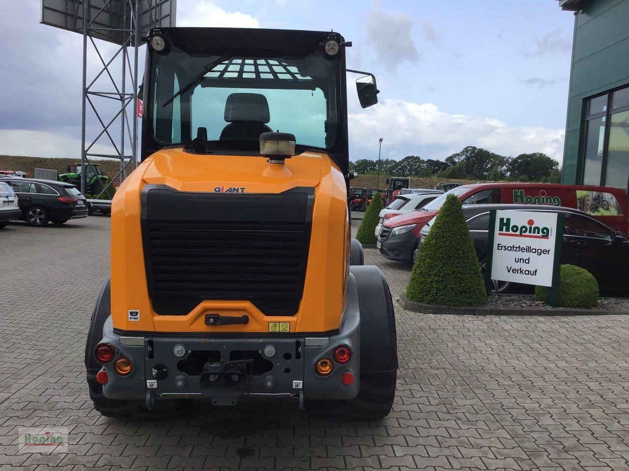 GiANT G5000 - Máy xúc lật bánh lốp: hình 5 GiANT G5000 - Máy xúc lật bánh lốp: hình 5