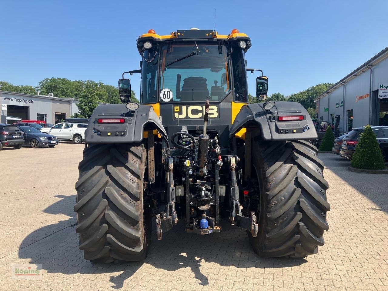 JCB 4220 - Máy cày: hình 3 JCB 4220 - Máy cày: hình 3