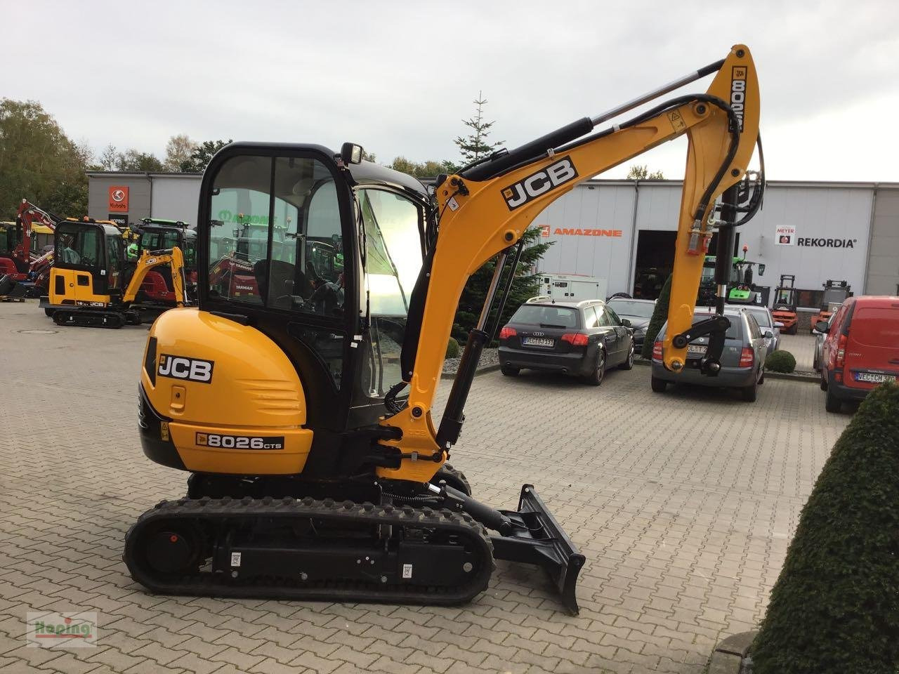 JCB 8026CTS - Máy xúc mini: hình 3 JCB 8026CTS - Máy xúc mini: hình 3
