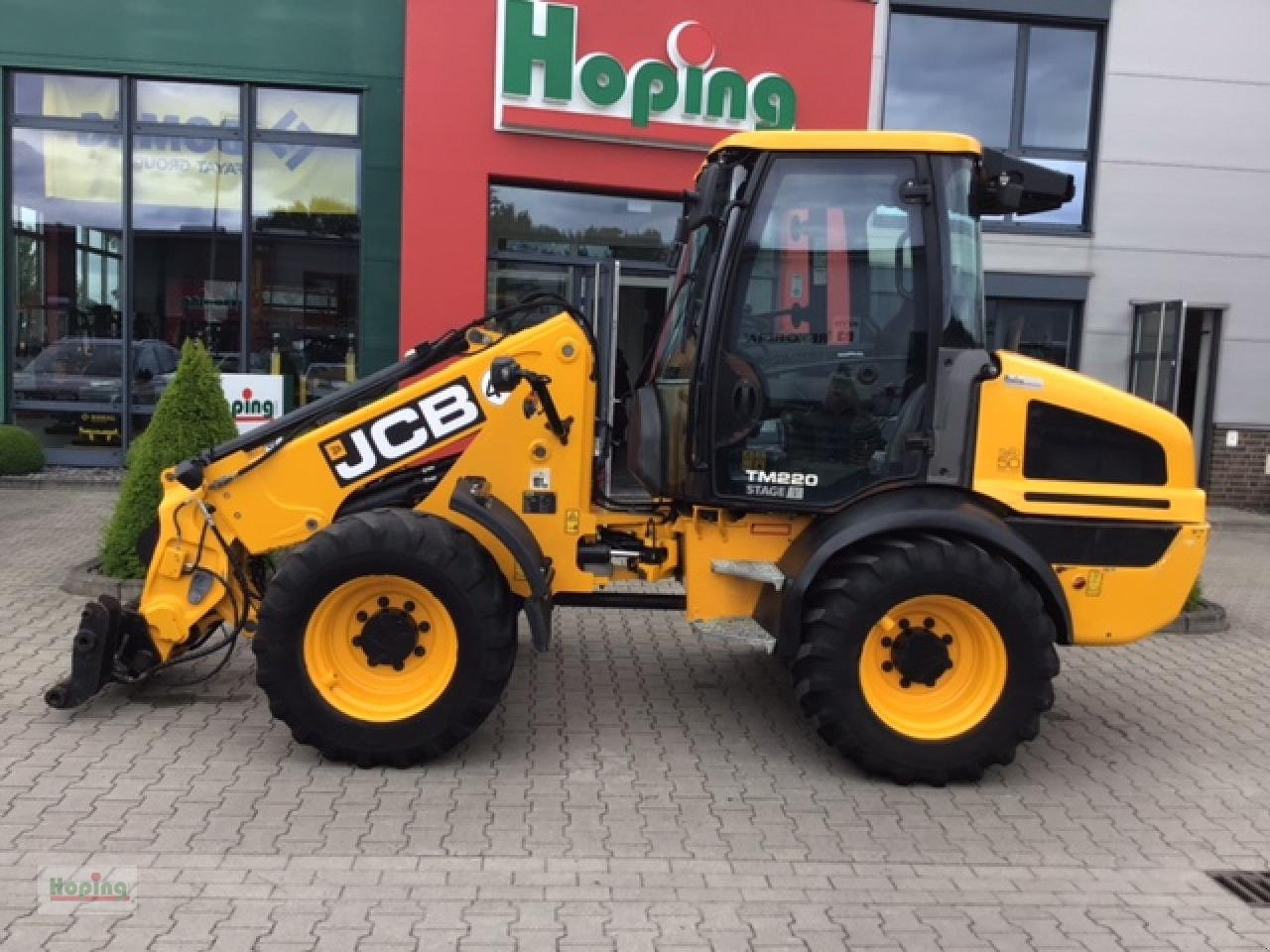 JCB TM 220 - Máy xúc lật bánh lốp: hình 1 JCB TM 220 - Máy xúc lật bánh lốp: hình 1