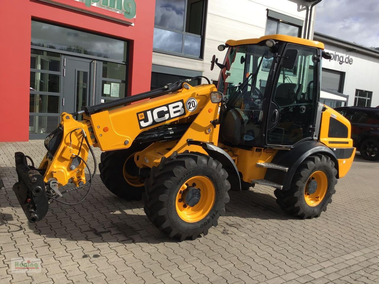 JCB TM220 - Máy xúc lật bánh lốp: hình 2 JCB TM220 - Máy xúc lật bánh lốp: hình 2