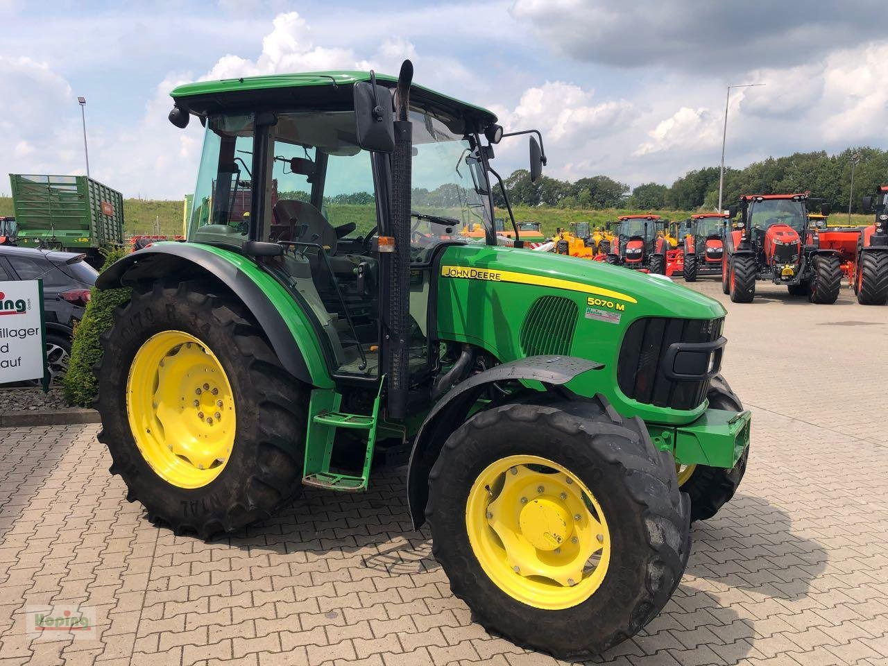 John Deere 5070 M - Máy cày: hình 3 John Deere 5070 M - Máy cày: hình 3