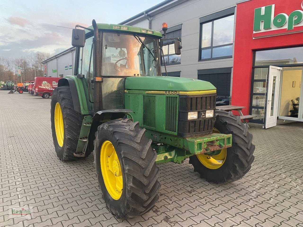 John Deere 6600 - Máy cày: hình 2 John Deere 6600 - Máy cày: hình 2