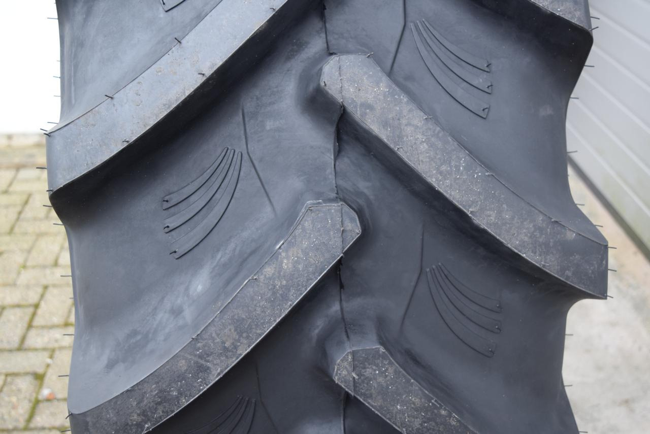 520/70R34 ***GRI*** - Lốp: hình 2 520/70R34 ***GRI*** - Lốp: hình 2