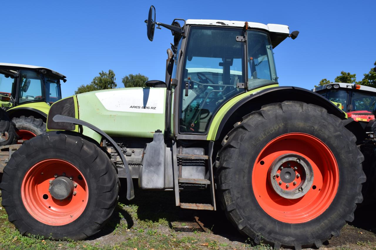 CLAAS Ares 826 RZ - Máy cày: hình 2 CLAAS Ares 826 RZ - Máy cày: hình 2