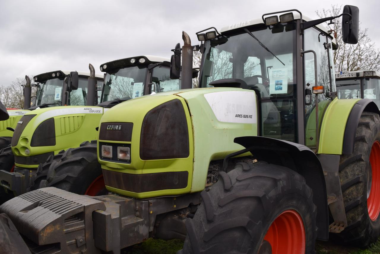 CLAAS Ares 826 RZ - Máy cày: hình 1 CLAAS Ares 826 RZ - Máy cày: hình 1