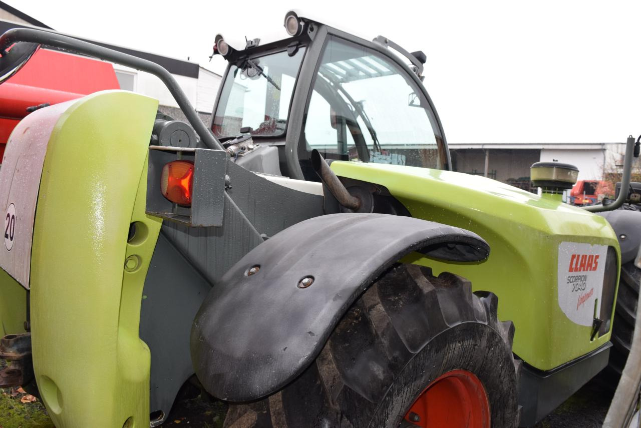 CLAAS SCORPION 7040 - Xe nhấc hình viễn vọng kính: hình 4 CLAAS SCORPION 7040 - Xe nhấc hình viễn vọng kính: hình 4