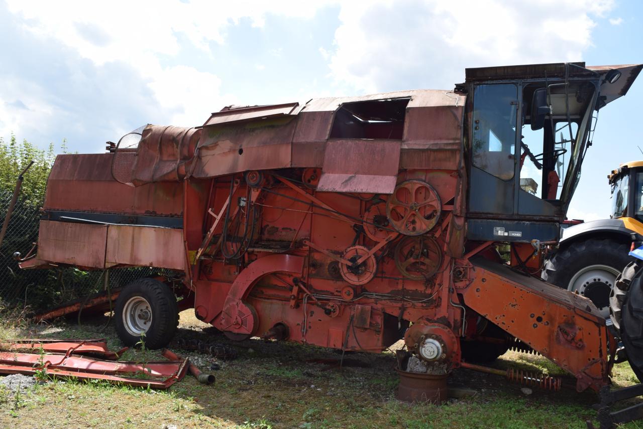 Deutz-Fahr 1620 hydro *zur Teileverwertung* - Máy gặt đập: hình 3 Deutz-Fahr 1620 hydro *zur Teileverwertung* - Máy gặt đập: hình 3