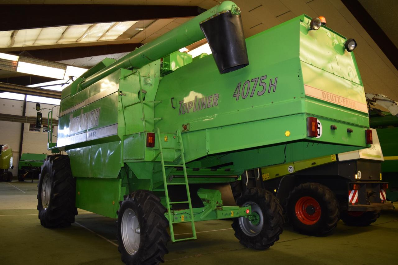 Deutz-Fahr 4075 H TopL. - Máy gặt đập: hình 5 Deutz-Fahr 4075 H TopL. - Máy gặt đập: hình 5