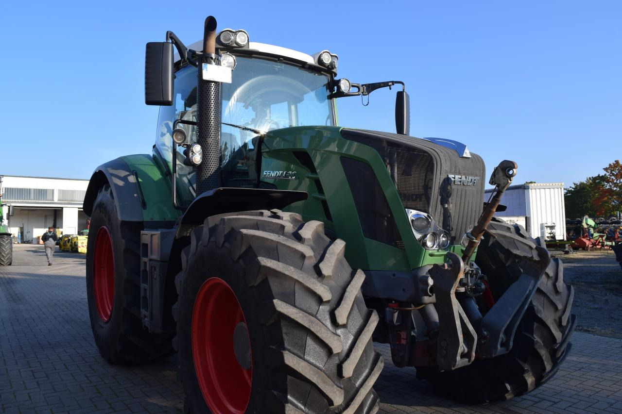 Fendt 826 Vario SCR - Máy cày: hình 4 Fendt 826 Vario SCR - Máy cày: hình 4