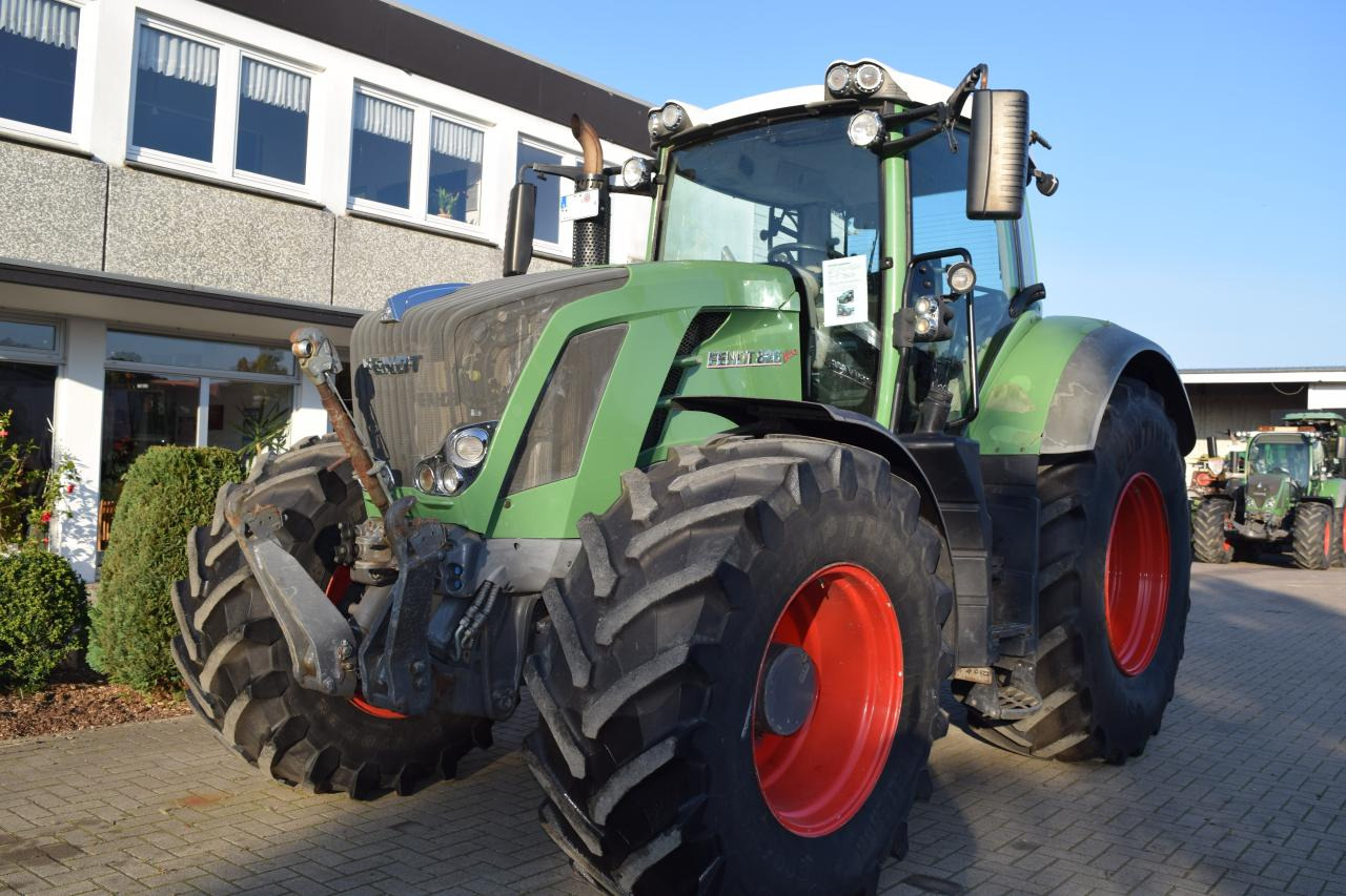 Fendt 826 Vario SCR - Máy cày: hình 1 Fendt 826 Vario SCR - Máy cày: hình 1