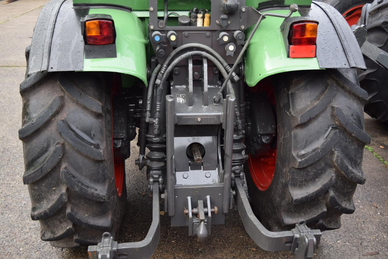 Máy cày Fendt Farmer 260 V *Schmalspur*: hình 6 Máy cày Fendt Farmer 260 V *Schmalspur*: hình 6