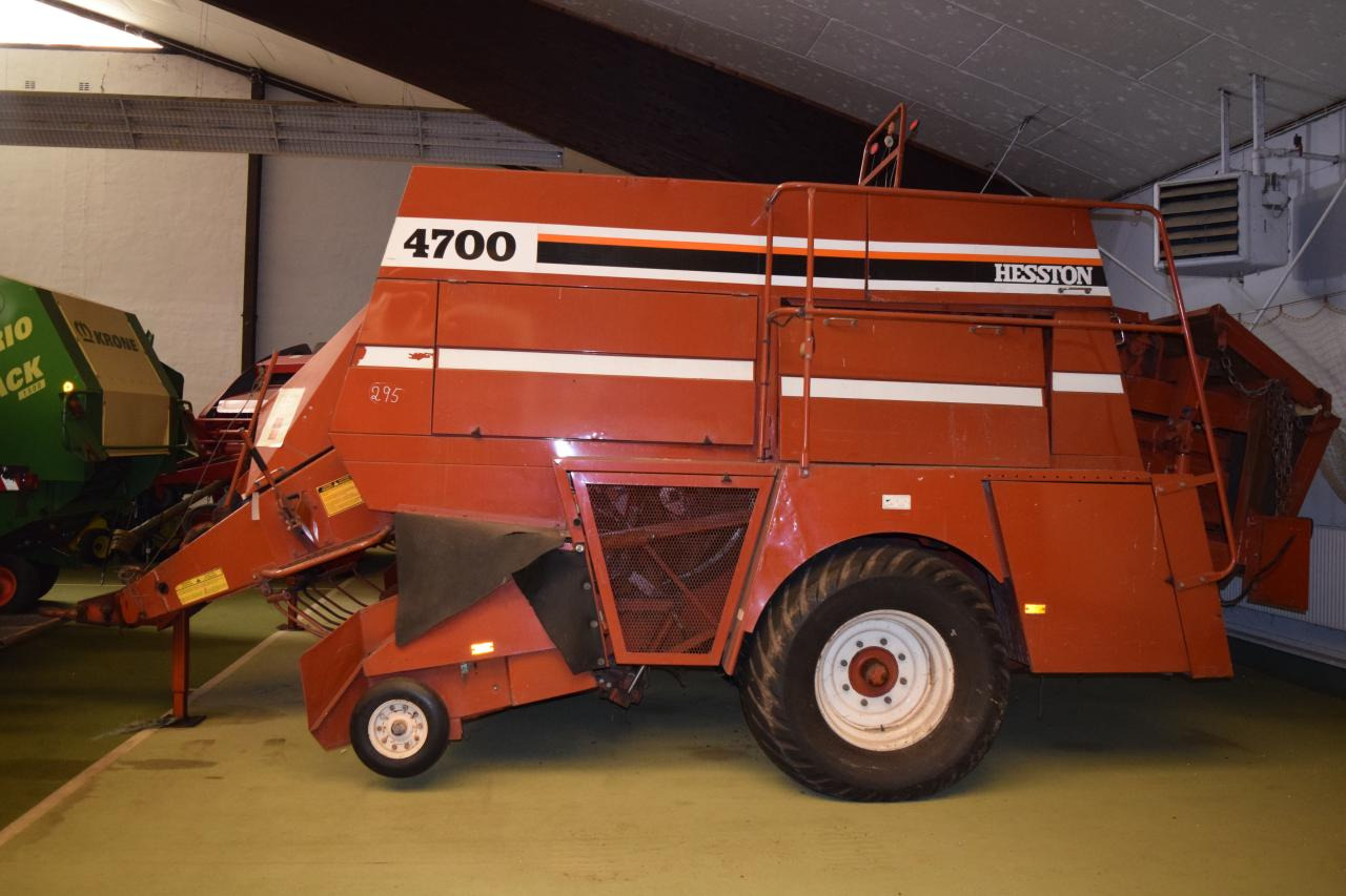 / Fiat Hesston 4700 - Máy đóng kiện vuông: hình 1 / Fiat Hesston 4700 - Máy đóng kiện vuông: hình 1