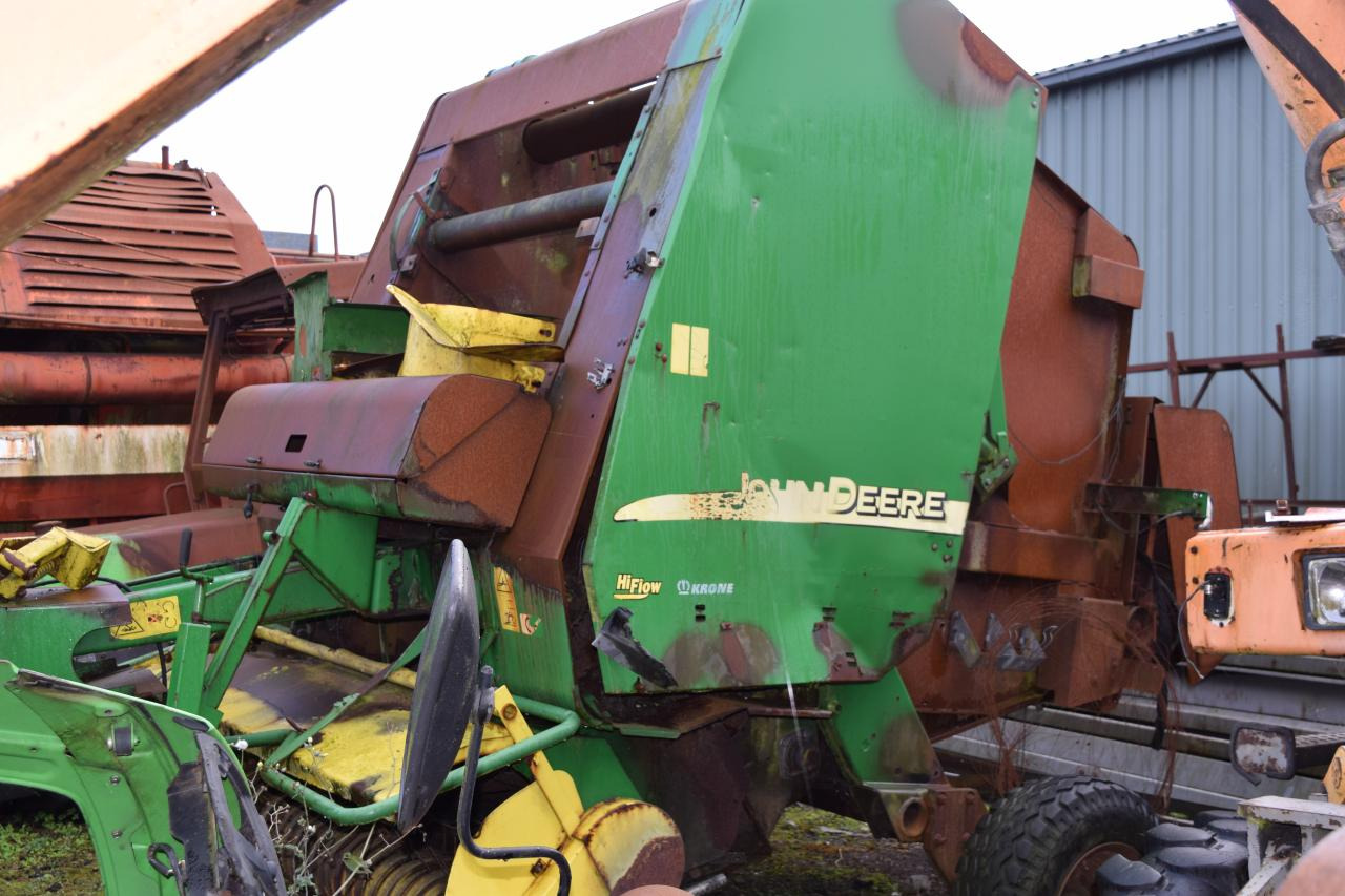 John Deere 550 * zur Teileverwertung* - Máy đóng kiện tròn: hình 1 John Deere 550 * zur Teileverwertung* - Máy đóng kiện tròn: hình 1