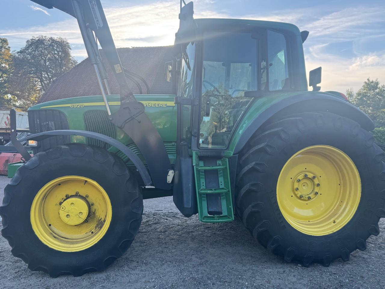 John Deere 6920 - Máy cày: hình 4 John Deere 6920 - Máy cày: hình 4