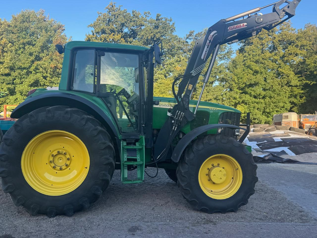 John Deere 6920 - Máy cày: hình 1 John Deere 6920 - Máy cày: hình 1