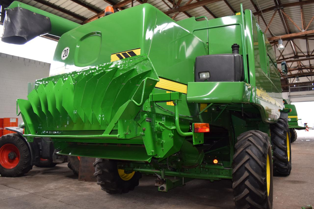 John Deere 9640 WTS - Máy gặt đập: hình 3 John Deere 9640 WTS - Máy gặt đập: hình 3