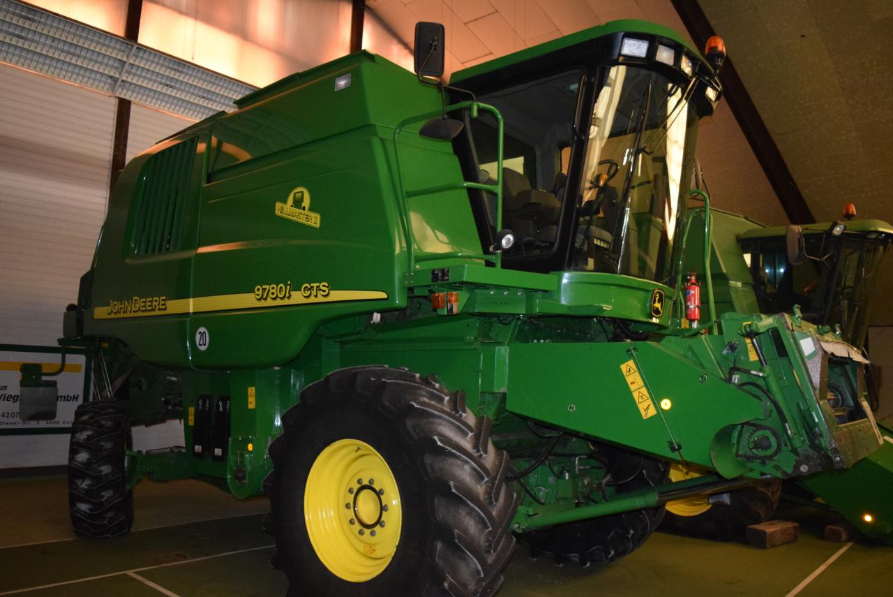 John Deere 9780 i CTS Hillmaster - Máy gặt đập: hình 3 John Deere 9780 i CTS Hillmaster - Máy gặt đập: hình 3