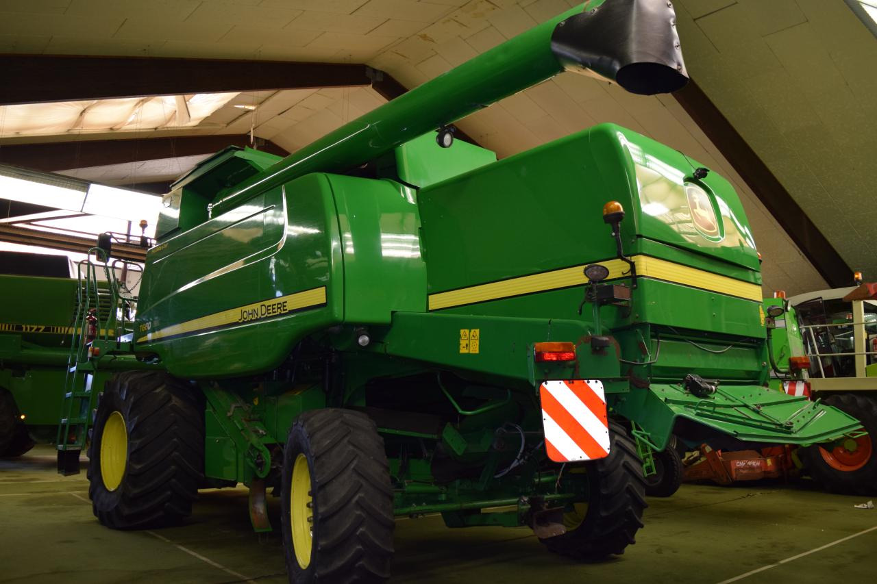 John Deere T 660 HM - Máy gặt đập: hình 3 John Deere T 660 HM - Máy gặt đập: hình 3
