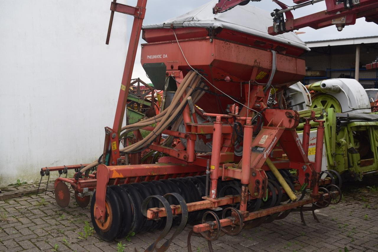 Kverneland Accord Pneumatic DA - Máy gieo hạt: hình 3 Kverneland Accord Pneumatic DA - Máy gieo hạt: hình 3