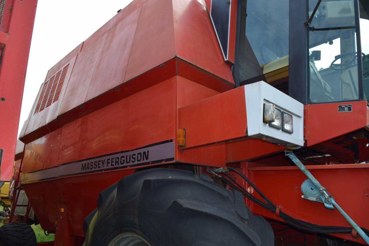 Massey Ferguson MF 38 - Máy gặt đập: hình 3 Massey Ferguson MF 38 - Máy gặt đập: hình 3