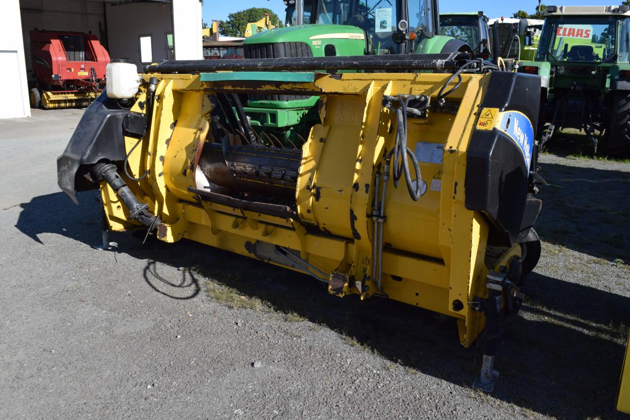 New Holland 273 *Pick Up* - Đính kèm máy gặt đập thức ăn gia súc: hình 4 New Holland 273 *Pick Up* - Đính kèm máy gặt đập thức ăn gia súc: hình 4