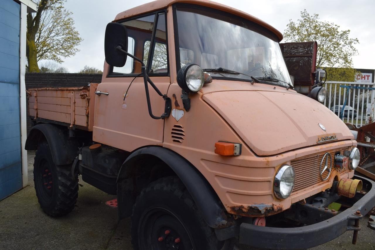 Mercedes-Benz Unimog U421 - Tiện ích/ Xe đặc dụng: hình 1 Mercedes-Benz Unimog U421 - Tiện ích/ Xe đặc dụng: hình 1