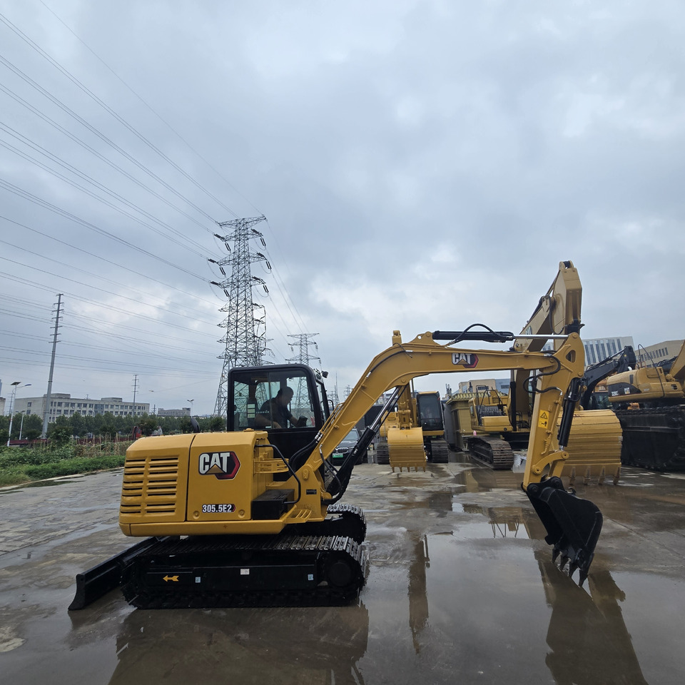 CAT 305.5E2 - Máy xúc mini: hình 1 CAT 305.5E2 - Máy xúc mini: hình 1