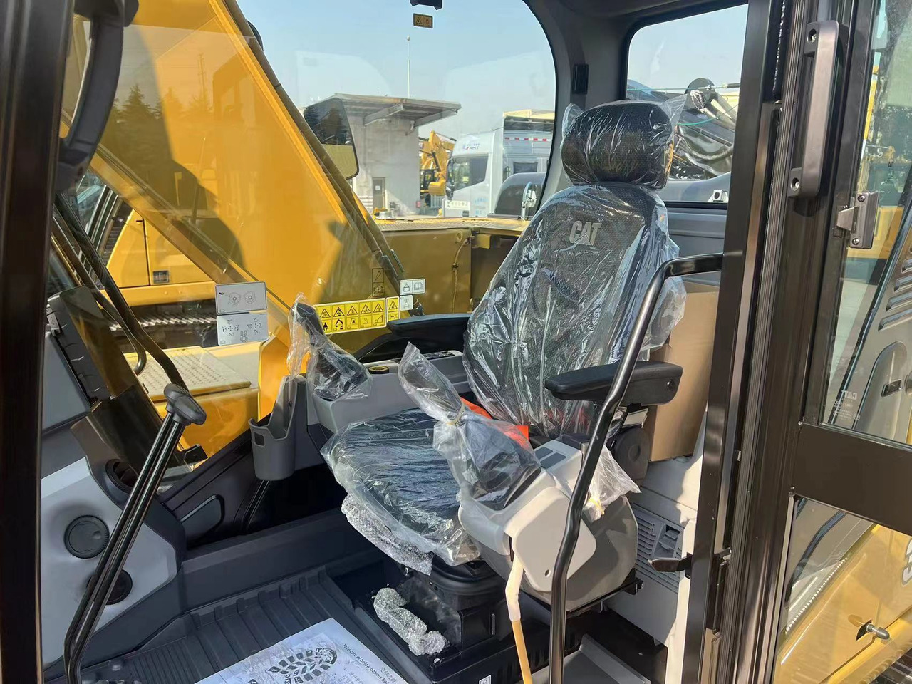 Cho thuê CAT 323GX CAT 323GX: hình 6