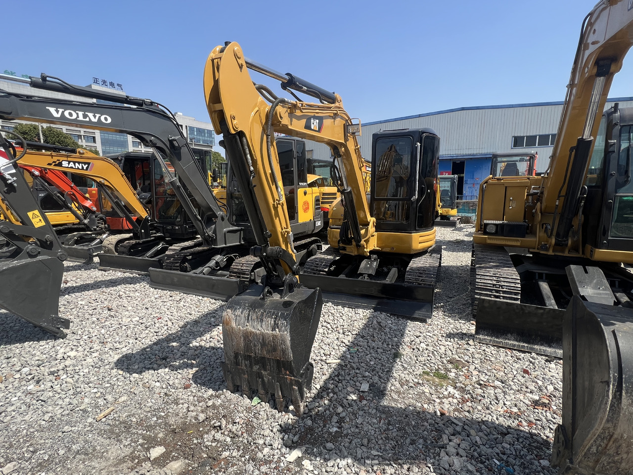 CATERPILLAR 304CR - Máy xúc mini: hình 5 CATERPILLAR 304CR - Máy xúc mini: hình 5