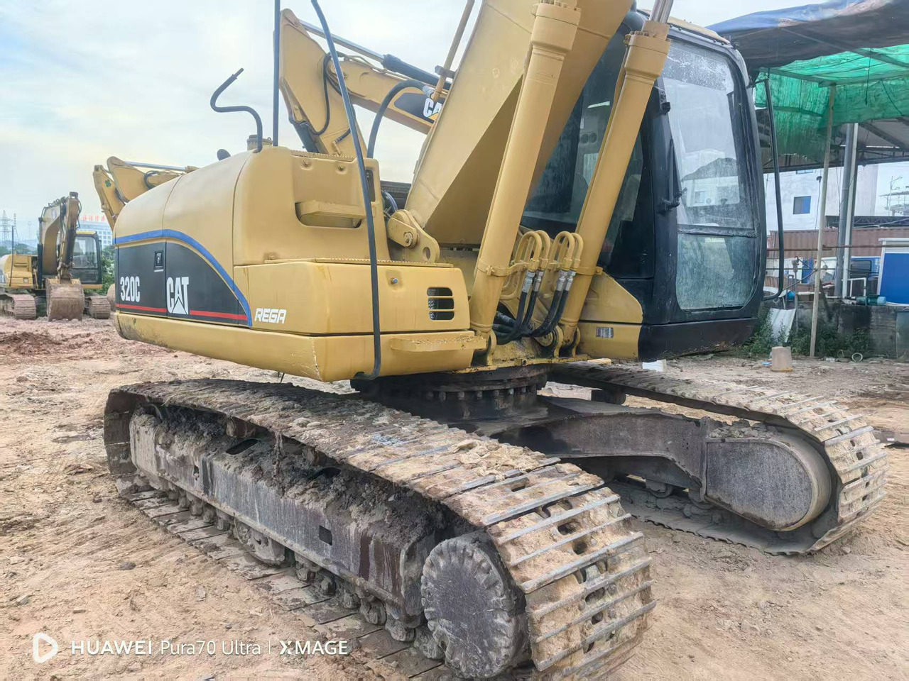 CATERPILLAR 320C - Máy xúc bánh xích: hình 3 CATERPILLAR 320C - Máy xúc bánh xích: hình 3
