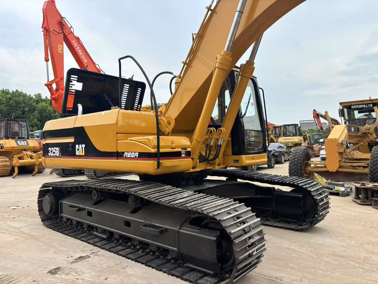 CATERPILLAR 325B - Máy xúc bánh xích: hình 5 CATERPILLAR 325B - Máy xúc bánh xích: hình 5