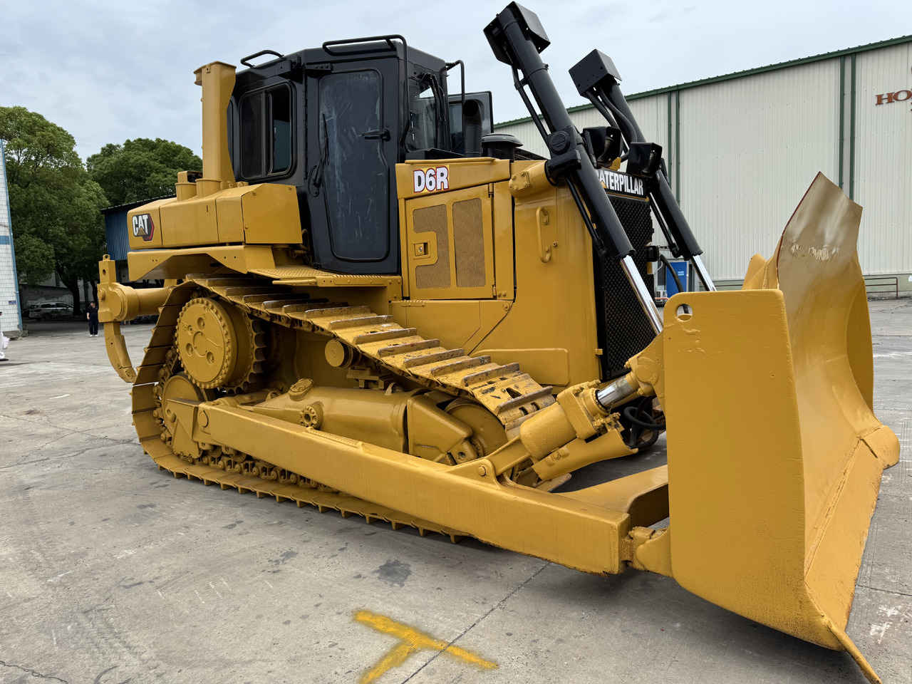 CATERPILLAR D6R - Máy ủi: hình 1 CATERPILLAR D6R - Máy ủi: hình 1