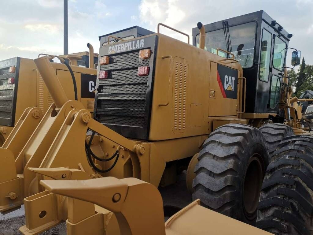 Caterpillar 140H - Máy san: hình 2 Caterpillar 140H - Máy san: hình 2