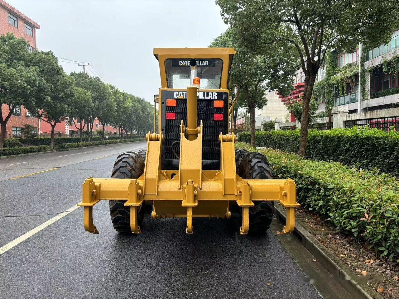 Máy san Caterpillar 140H: hình 9