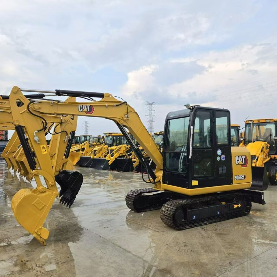 Caterpillar 306E2 - Máy xúc mini: hình 5 Caterpillar 306E2 - Máy xúc mini: hình 5