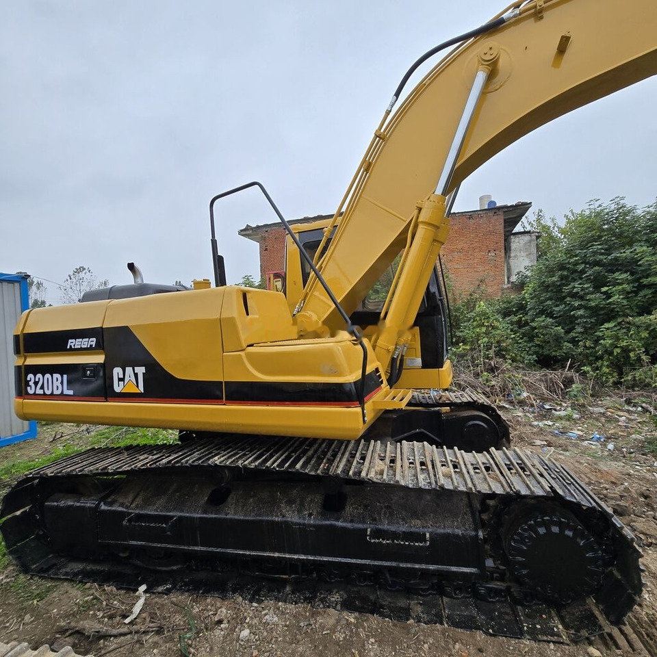 Caterpillar 320BL - Máy xúc bánh xích: hình 1 Caterpillar 320BL - Máy xúc bánh xích: hình 1