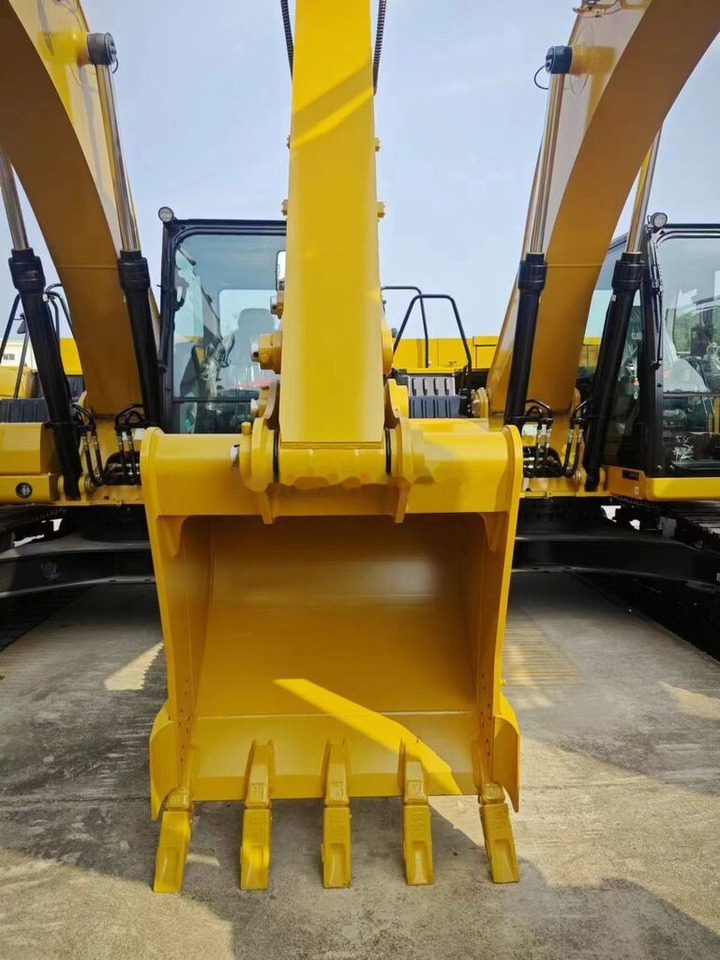 Caterpillar 320GC New - Máy xúc bánh xích: hình 3 Caterpillar 320GC New - Máy xúc bánh xích: hình 3