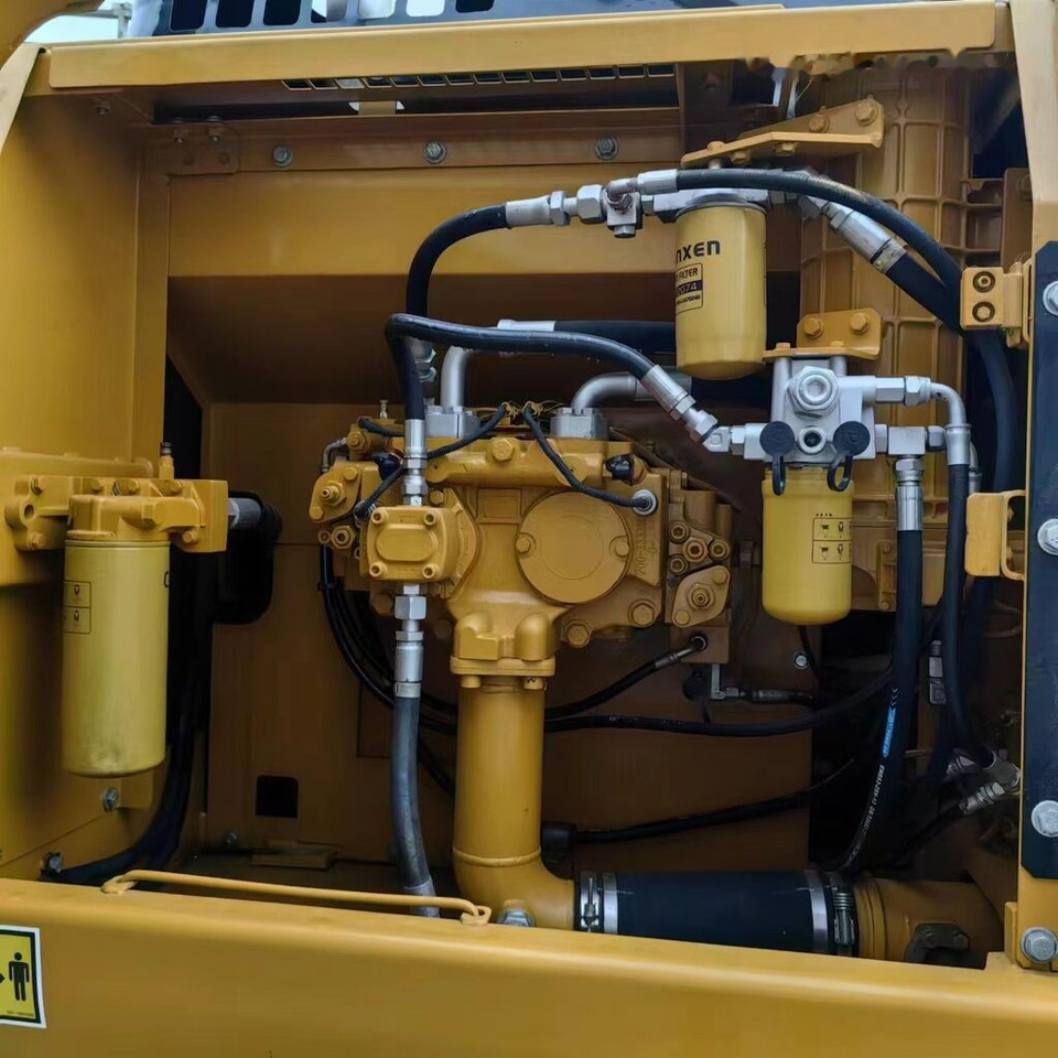 Caterpillar 330D2L - Máy xúc bánh xích: hình 1 Caterpillar 330D2L - Máy xúc bánh xích: hình 1
