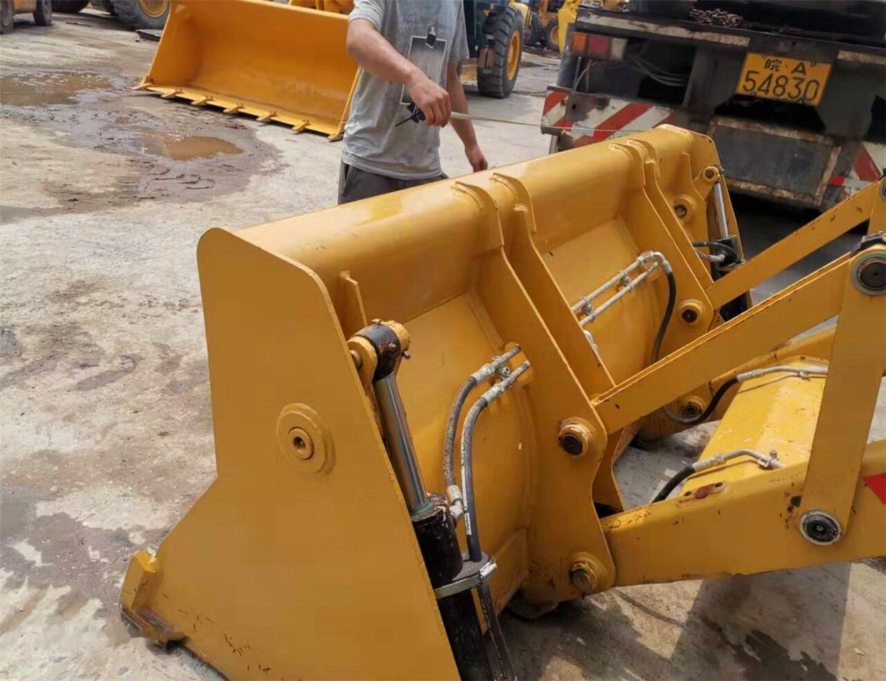 Caterpillar 420F Telescopic Long Reach Arm - Máy xúc trước múc sau: hình 2 Caterpillar 420F Telescopic Long Reach Arm - Máy xúc trước múc sau: hình 2