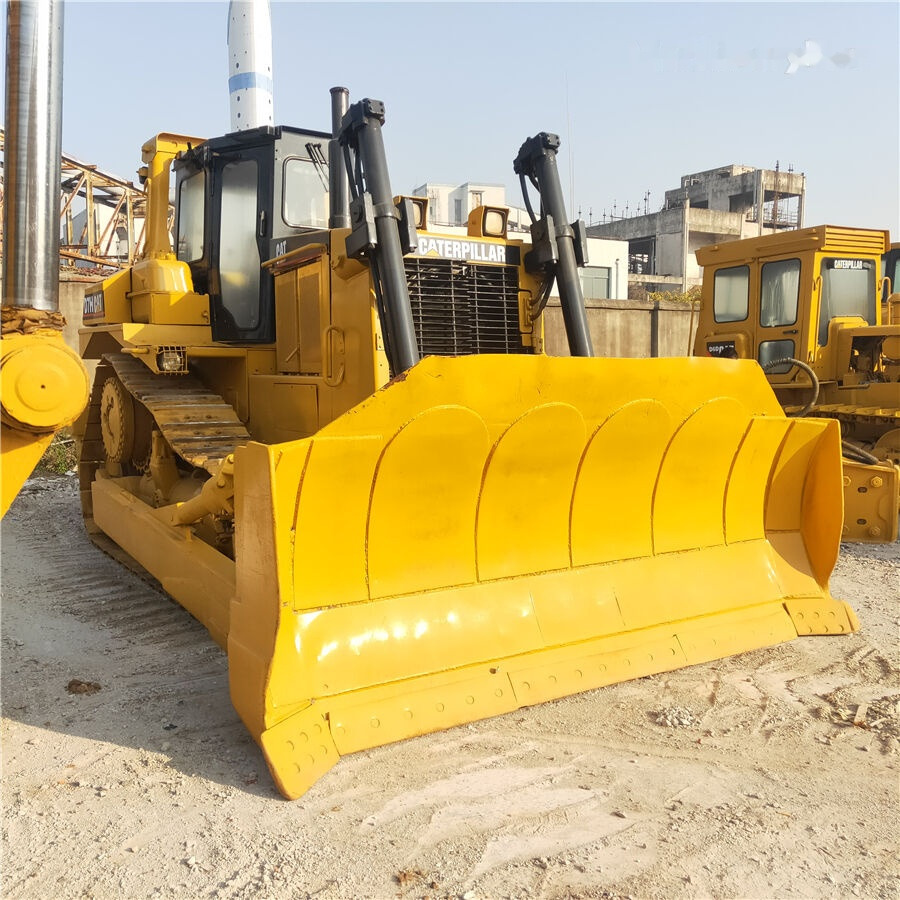 Caterpillar D7H - Máy ủi: hình 2 Caterpillar D7H - Máy ủi: hình 2