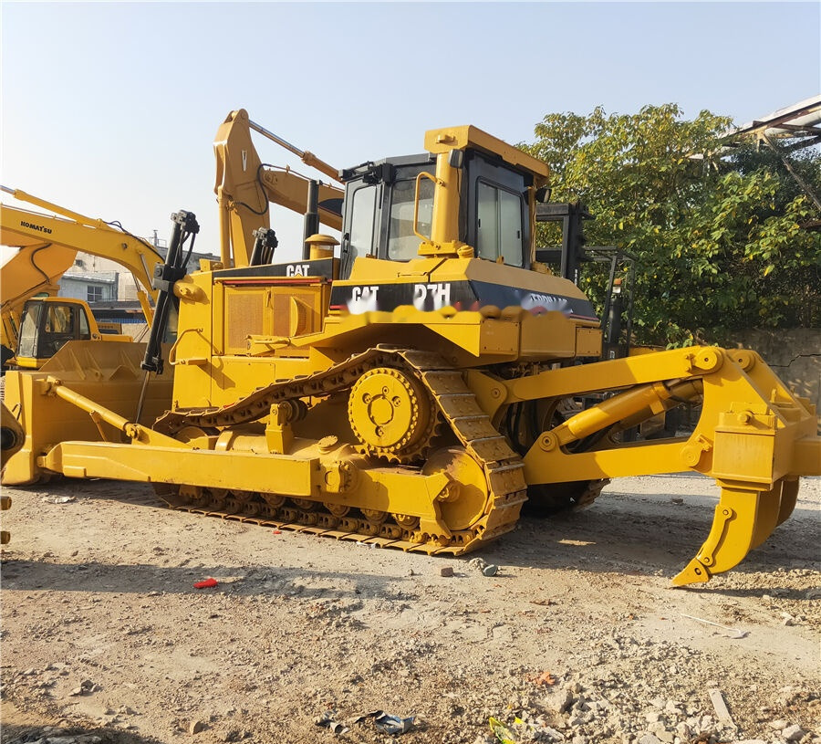 Caterpillar D7H - Máy ủi: hình 5 Caterpillar D7H - Máy ủi: hình 5