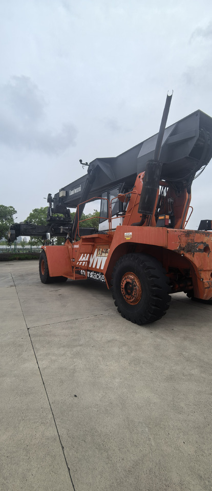 FANTUZZI CS45KM reach stacker - Xe tiếp cận xếp chồng: hình 2 FANTUZZI CS45KM reach stacker - Xe tiếp cận xếp chồng: hình 2