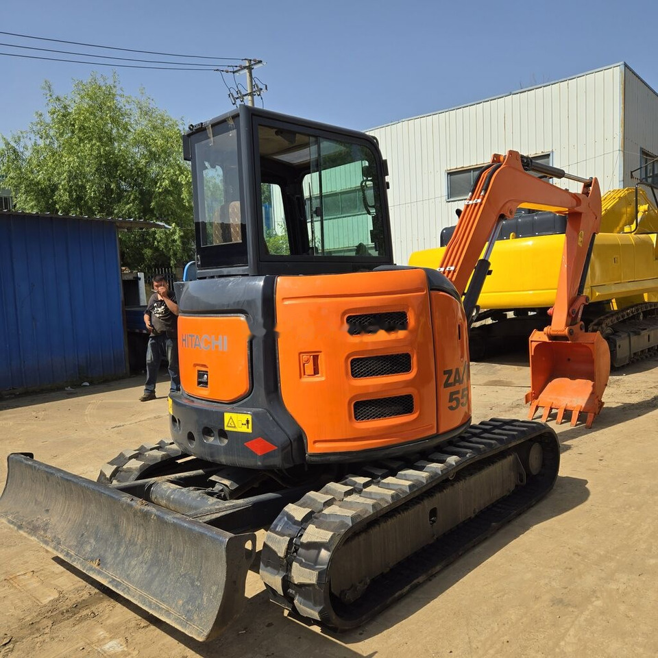 Hitachi ZX55 - Máy xúc mini: hình 2 Hitachi ZX55 - Máy xúc mini: hình 2