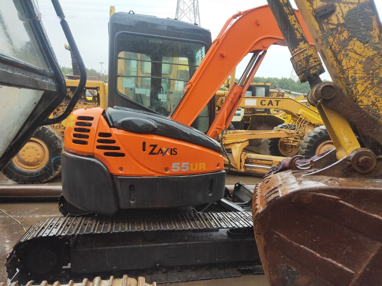 Hitachi ZX55 - Máy xúc mini: hình 4 Hitachi ZX55 - Máy xúc mini: hình 4