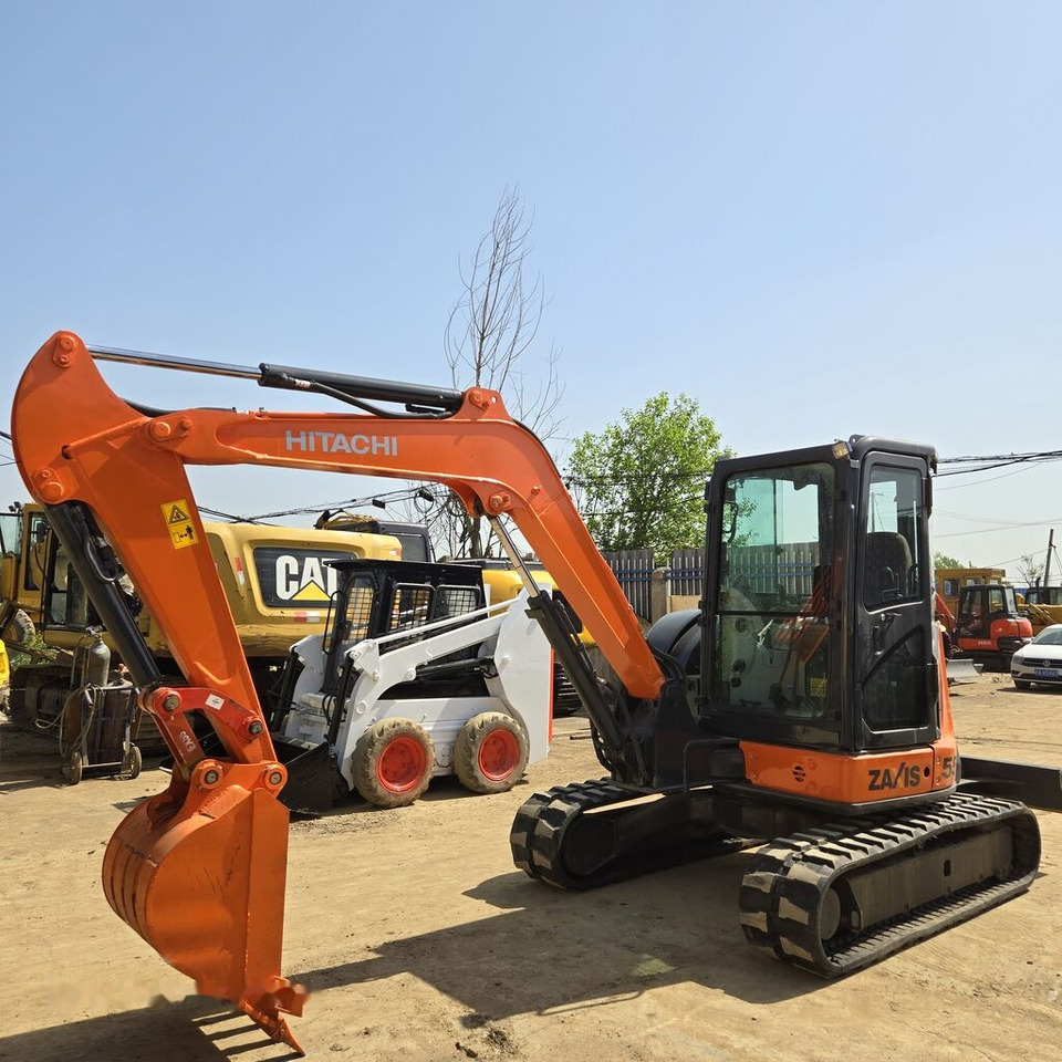 Hitachi ZX55 - Máy xúc mini: hình 1 Hitachi ZX55 - Máy xúc mini: hình 1