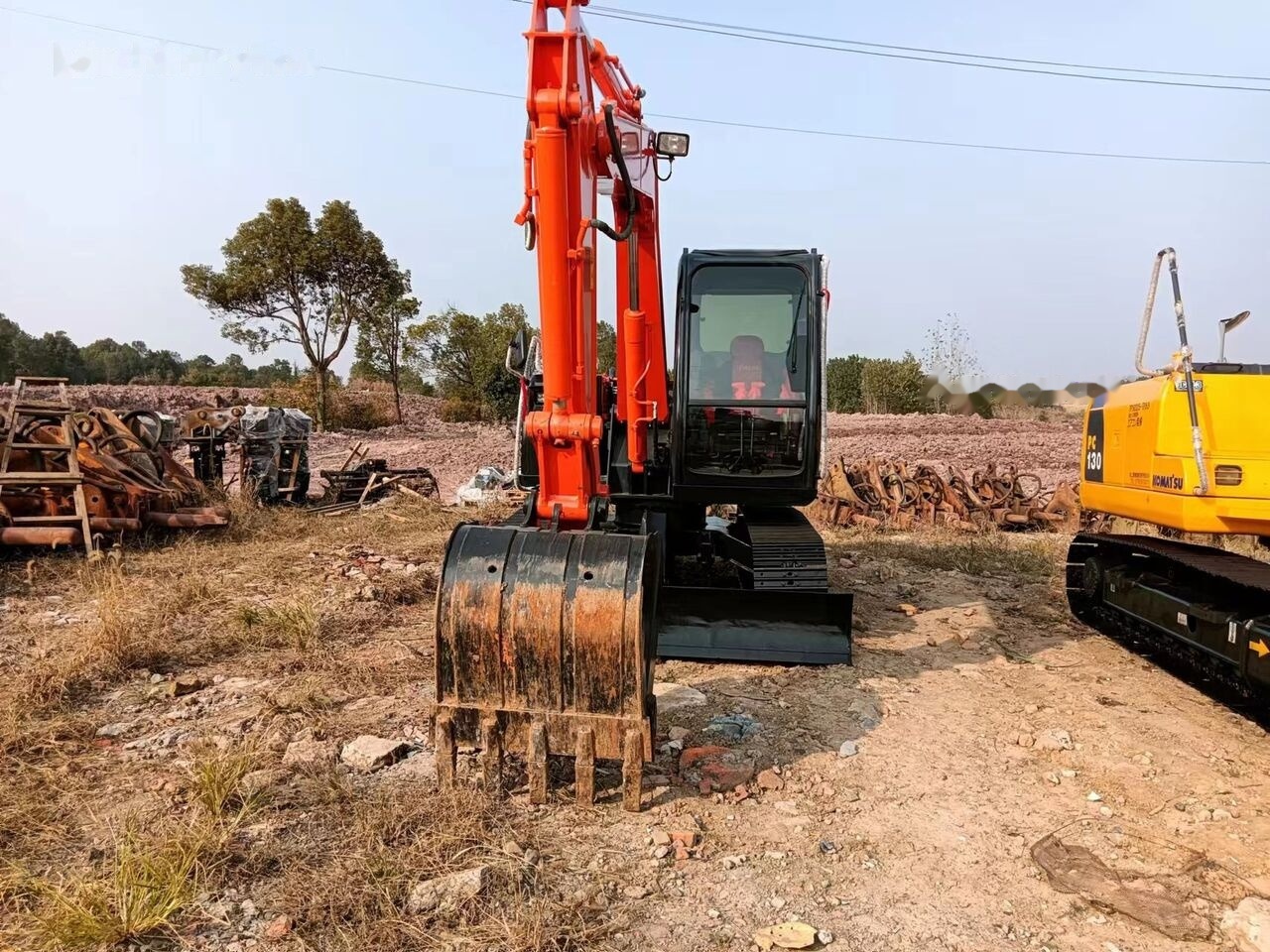 Hitachi ZX70 - Máy xúc mini: hình 5 Hitachi ZX70 - Máy xúc mini: hình 5